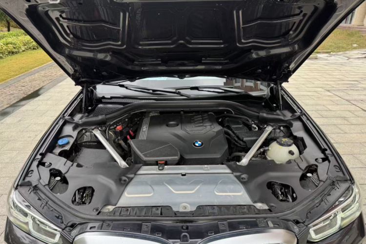 Used BMW X3 2022 Restyled xDrive25i M Sport Package Interior 9