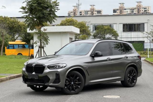 Used BMW X3 2022 Second Facelift xDrive30i Leading Edition M Night Sky Package