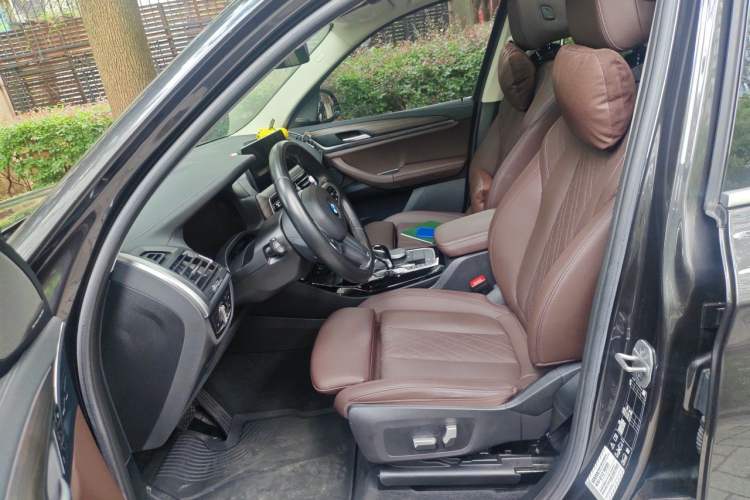 Used BMW X3 2022 xDrive25i M Sport Package Left Front Seat
