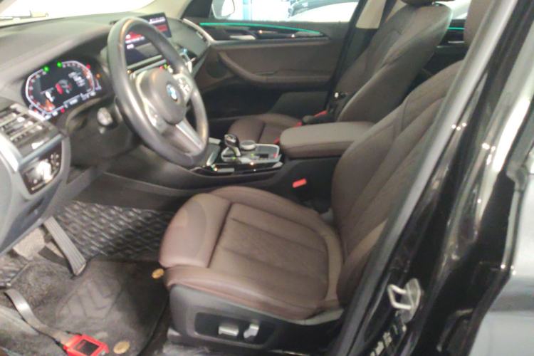 Used BMW X3 2022 Restyled xDrive25i M Sport Package Left Front Seat
