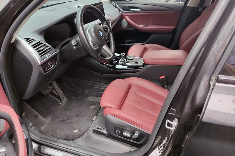 Used BMW X3 2022 xDrive30i Luxury Model M Night Sky Package Left Front Seat
