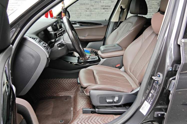 Used BMW X3 2022 xDrive25i M Sport Package Left Front Seat