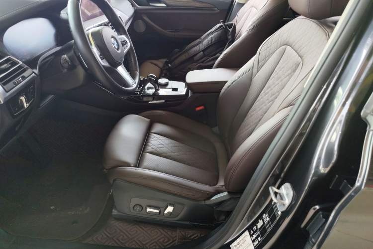 Used BMW X3 2022 xDrive30i Luxury Model M Night Sky Package Left Front Seat