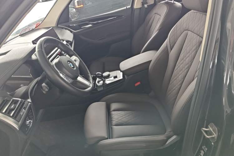 Used BMW X3 2022 Restyled xDrive25i M Sport Package Left Front Seat