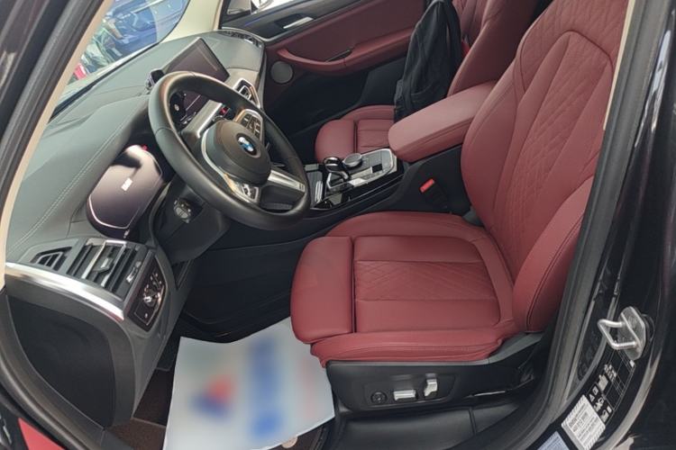 Used BMW X3 2022 Second Facelift xDrive30i Leading Edition M Night Sky Package Left Front Seat
