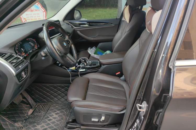Used BMW X3 2022 xDrive25i M Sport Package Left Front Seat