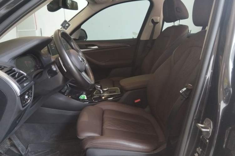 Used BMW X3 2022 Facelift xDrive30i Luxury Edition M Night Edition Package Left Front Seat
