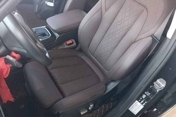 Used BMW X3 2022 Restyled xDrive25i M Sport Package Left Front Seat