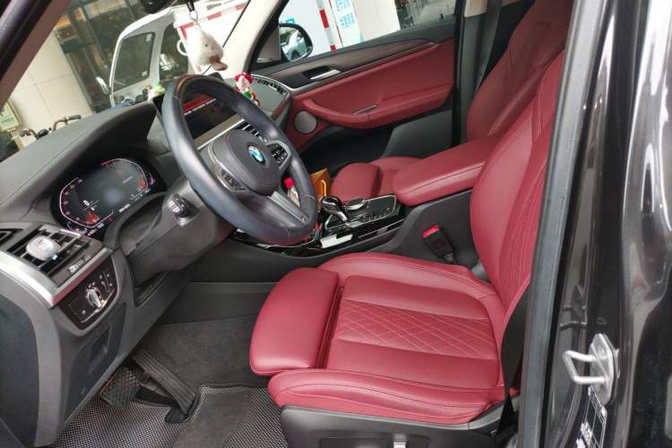 Used BMW X3 2022 xDrive30i Luxury Model M Night Sky Package Left Front Seat