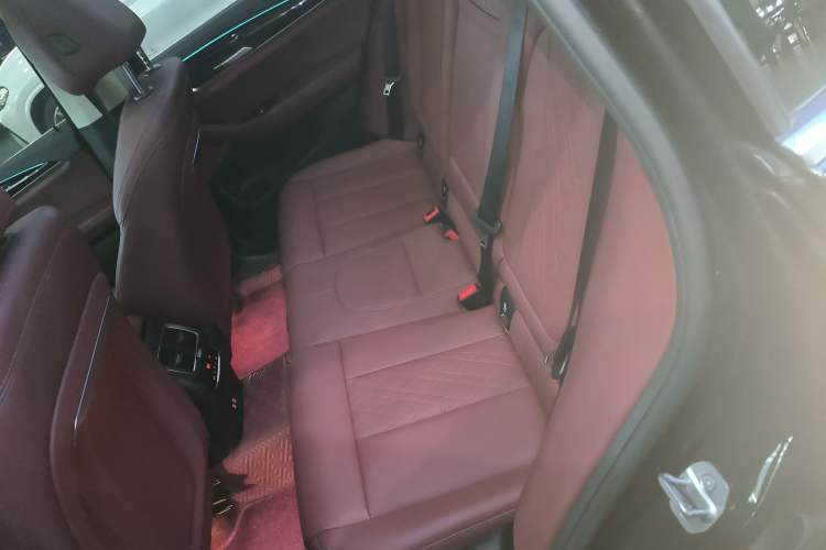 Used BMW X3 2022 xDrive25i M Sport Package Left Rear Seat