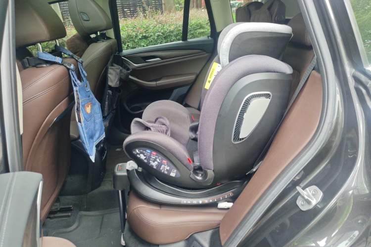 Used BMW X3 2022 xDrive25i M Sport Package Left Rear Seat