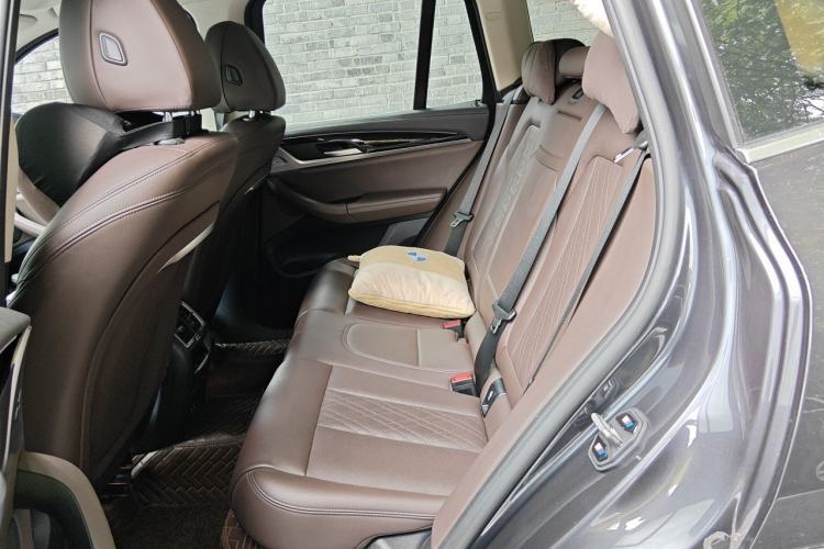 Used BMW X3 2022 xDrive25i M Sport Package Left Rear Seat