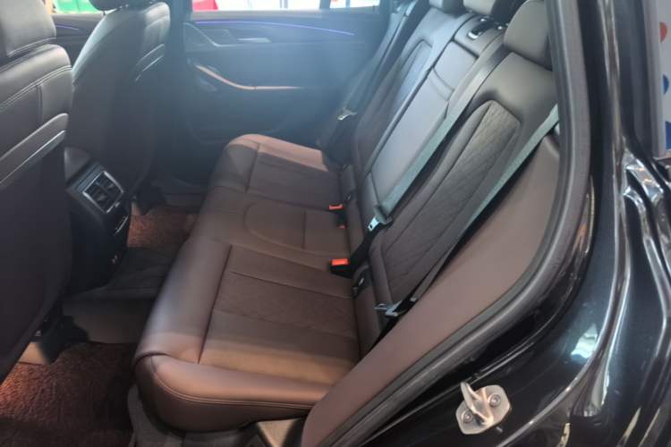 Used BMW X3 2022 xDrive30i Luxury Edition M Night Sky Package Left Rear Seat