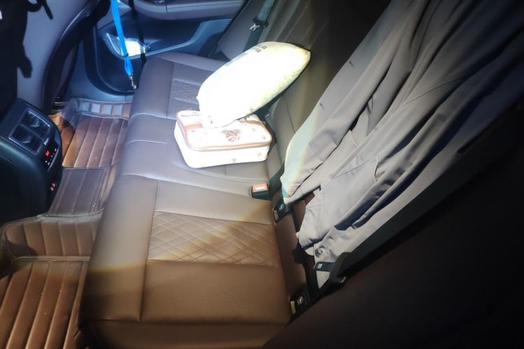 Used BMW X3 2022 Second Facelift xDrive30i Leading Edition M Night Sky Package Left Rear Seat