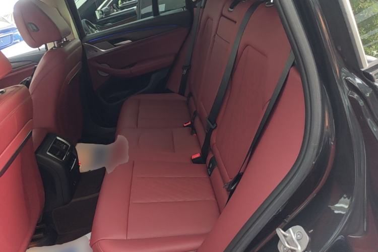 Used BMW X3 2022 Second Facelift xDrive30i Leading Edition M Night Sky Package Left Rear Seat