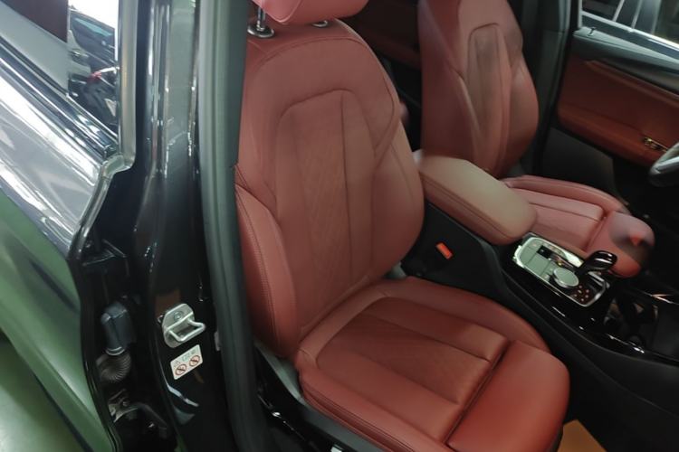 Used BMW X3 2022 Restyled xDrive30i Luxury Edition M Night Sky Package Right Front Seat