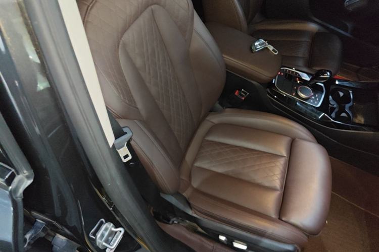Used BMW X3 2022 xDrive30i Luxury Model M Night Sky Package Right Front Seat