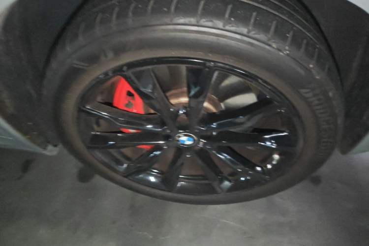 Used BMW X3 2022 xDrive30i Luxury Edition M Night Sky Package Right Front Wheel Hub