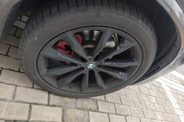 Used BMW X3 2022 Facelift xDrive30i Luxury Edition M Night Edition Package Right Front Wheel Hub