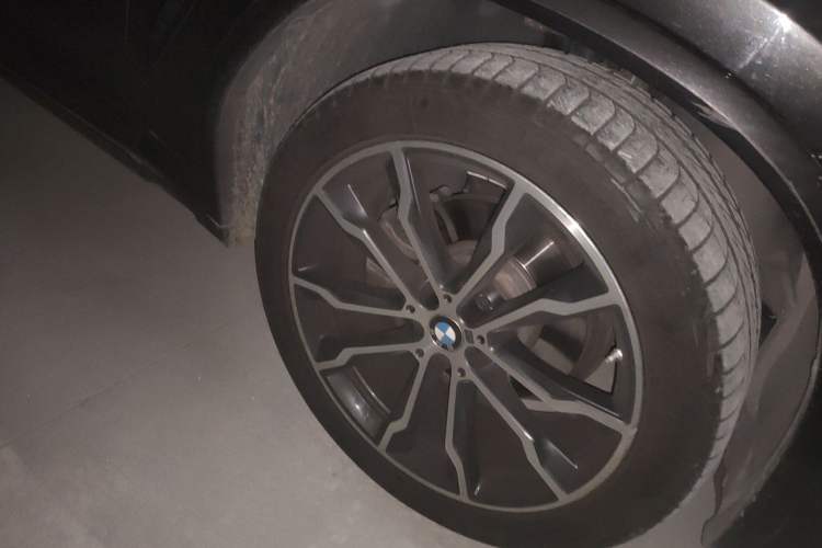 Used BMW X3 2022 Facelift xDrive30i Luxury Edition M Night Edition Package Right Front Wheel Hub