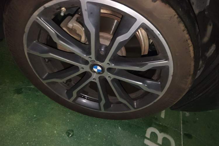 Used BMW X3 2022 xDrive30i Luxury Model M Night Sky Package Right Front Wheel Hub