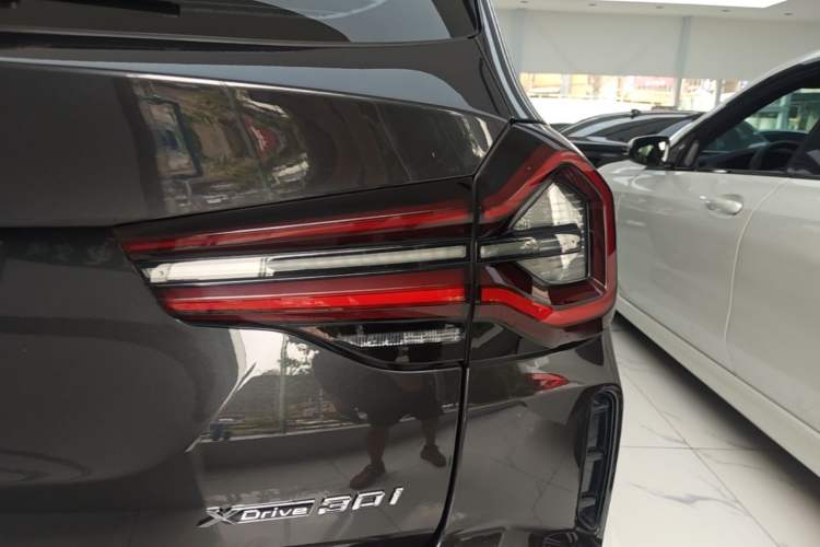 Used BMW X3 2022 Second Facelift xDrive30i Leading Edition M Night Sky Package Right Rear Taillight
