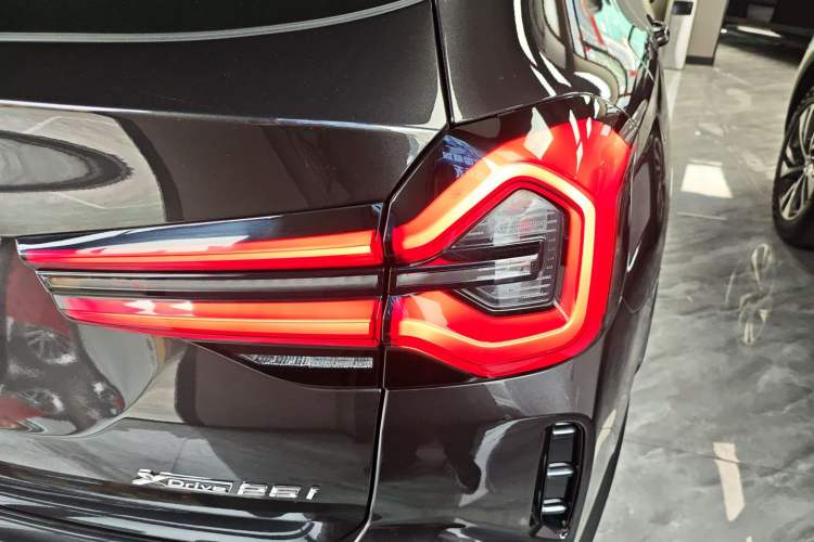 Used BMW X3 2022 Restyled xDrive25i M Sport Package Right Rear Taillight