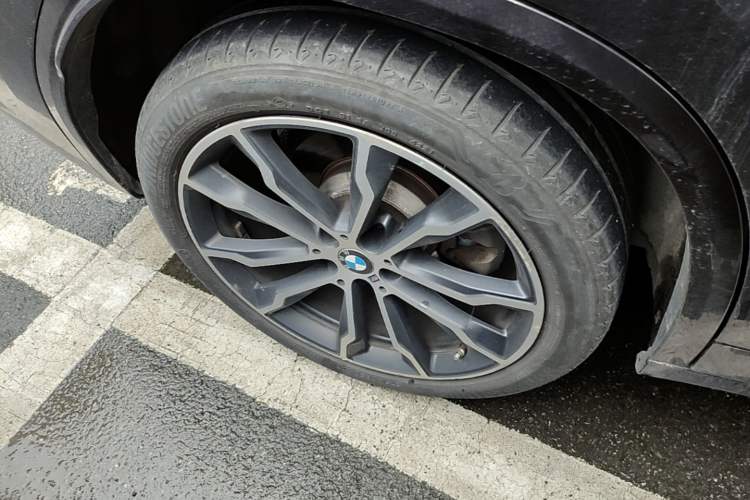 Used BMW X3 2022 xDrive30i Luxury Model M Night Sky Package Right Rear Wheel Hub
