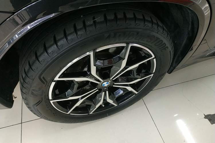 Used BMW X3 2022 Restyled xDrive25i M Sport Package Right Rear Wheel Hub