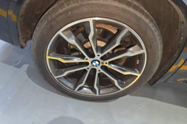 Used BMW X3 2022 xDrive30i Luxury Model M Night Sky Package Right Rear Wheel Hub