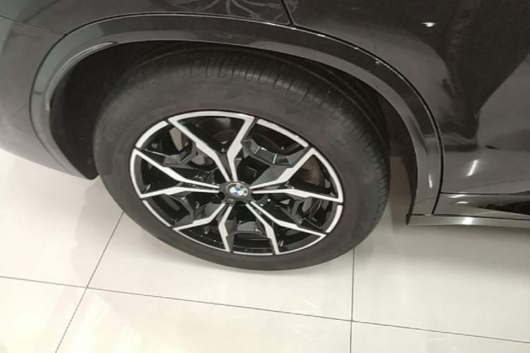 Used BMW X3 2022 Restyled xDrive25i M Sport Package Right Rear Wheel Hub