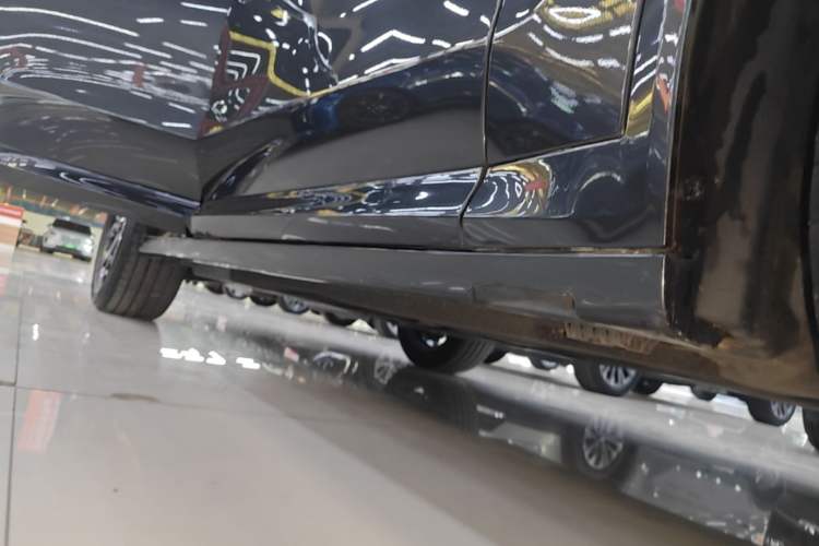 Used BMW X3 2022 Restyled xDrive25i M Sport Package Right Side Sill
