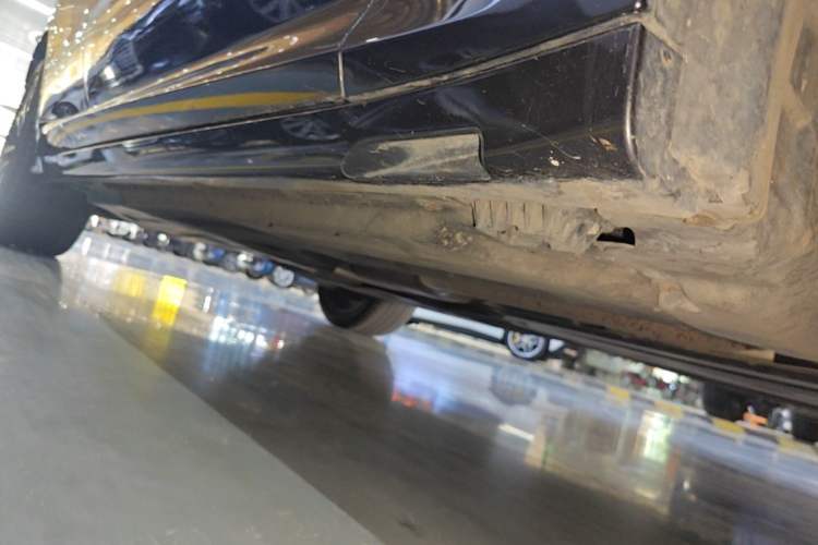 Used BMW X3 2022 xDrive30i Luxury Model M Night Sky Package Right Side Sill