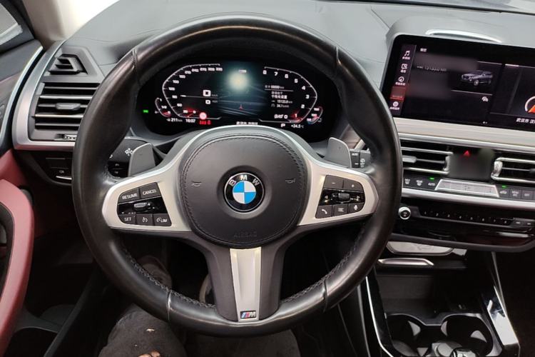 Used BMW X3 2022 xDrive30i Luxury Model M Night Sky Package Steering Wheel