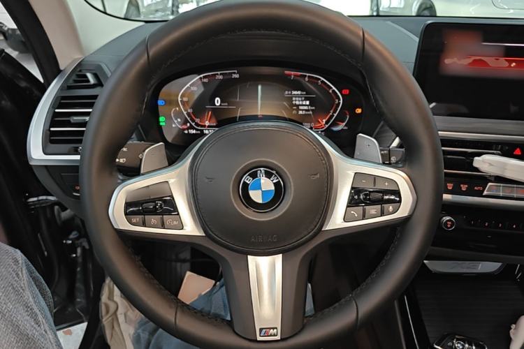 Used BMW X3 2022 xDrive30i Luxury Model M Night Sky Package Steering Wheel