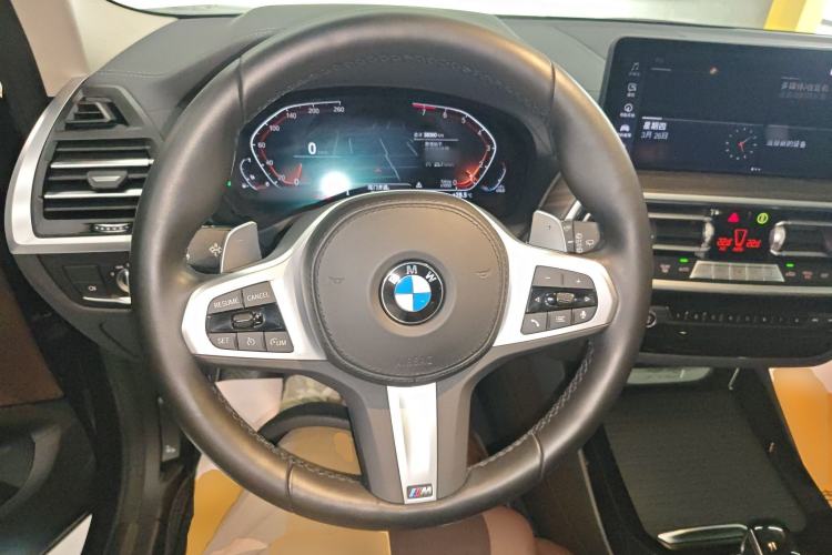 Used BMW X3 2022 xDrive30i Luxury Model M Night Sky Package Steering Wheel