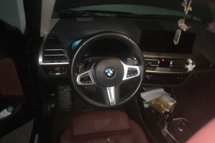 Used BMW X3 2022 Facelift xDrive30i Luxury Edition M Night Edition Package Steering Wheel