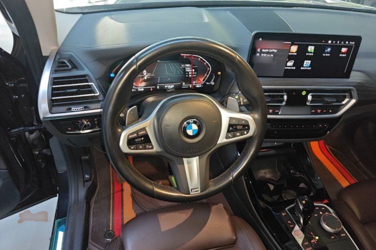 Used BMW X3 2022 xDrive30i Luxury Model M Night Sky Package Steering Wheel