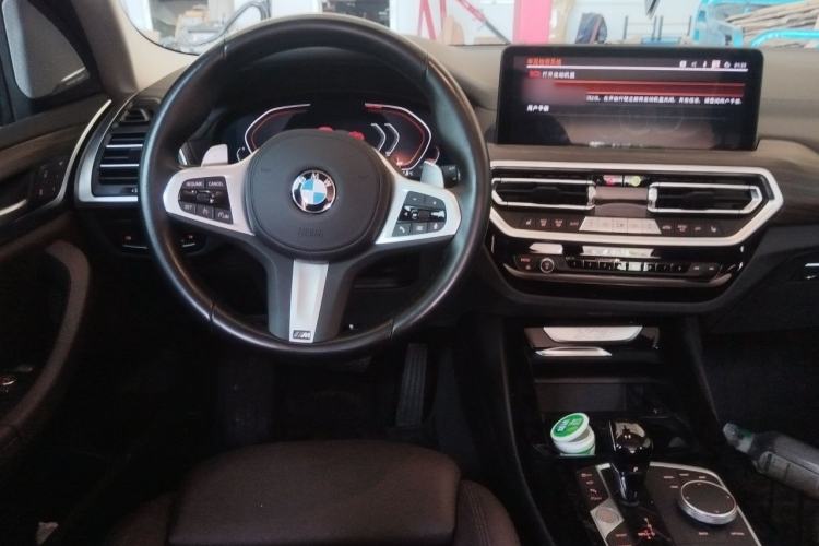 Used BMW X3 2022 Facelift xDrive30i Luxury Edition M Night Edition Package Steering Wheel