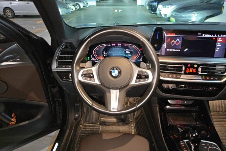 Used BMW X3 2022 Restyled xDrive30i Luxury Edition M Night Sky Package Steering Wheel