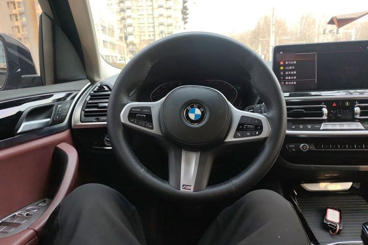 Used BMW X3 2022 xDrive25i M Sport Package Steering Wheel