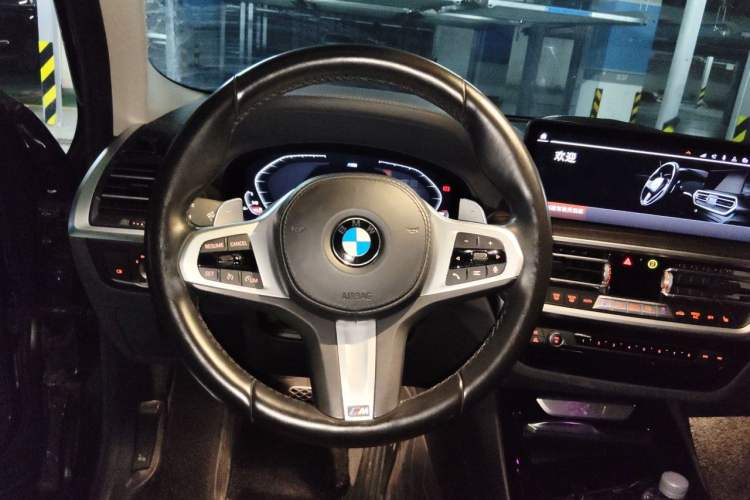 Used BMW X3 2022 xDrive30i Luxury Model M Night Sky Package Steering Wheel