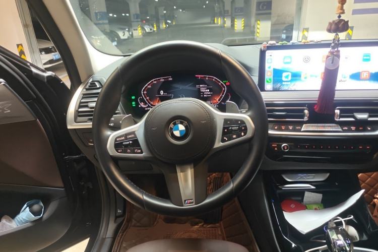 Used BMW X3 2022 Facelift xDrive30i Luxury Edition M Night Edition Package Steering Wheel