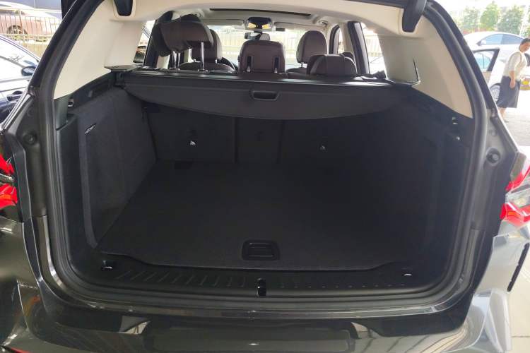 Used BMW X3 2022 xDrive30i Luxury Model M Night Sky Package Trunk