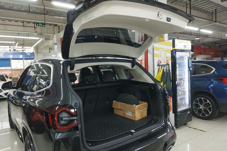 Used BMW X3 2022 Restyled xDrive25i M Sport Package Trunk
