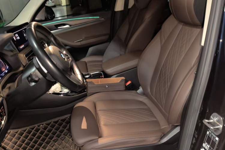 Used BMW X3 2022 xDrive30i Luxury Model M Night Sky Package Left Front Seat
