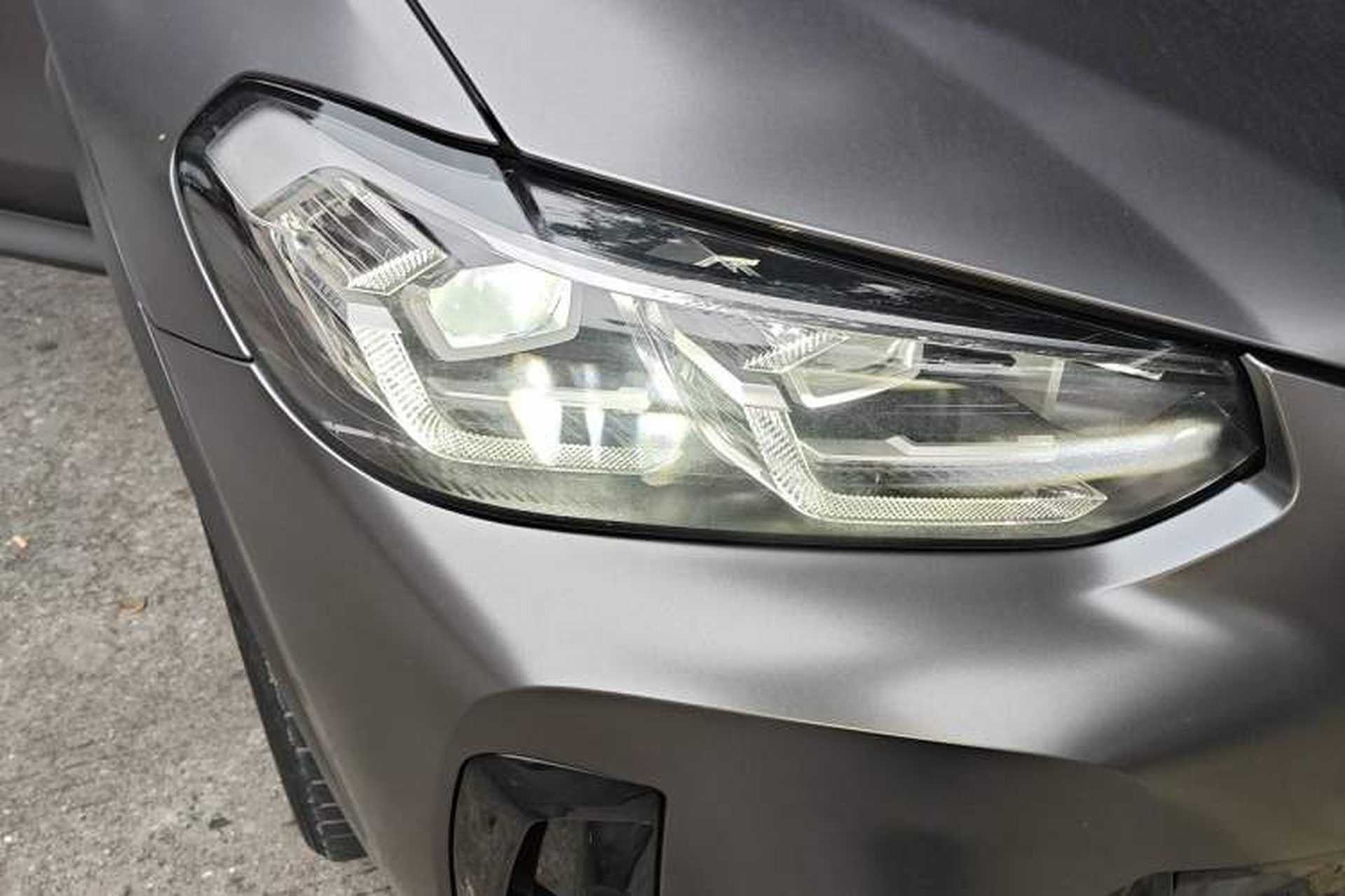 Used BMW X3 2022 Facelift xDrive30i Luxury Edition M Night Edition Package Right Front Headlight
