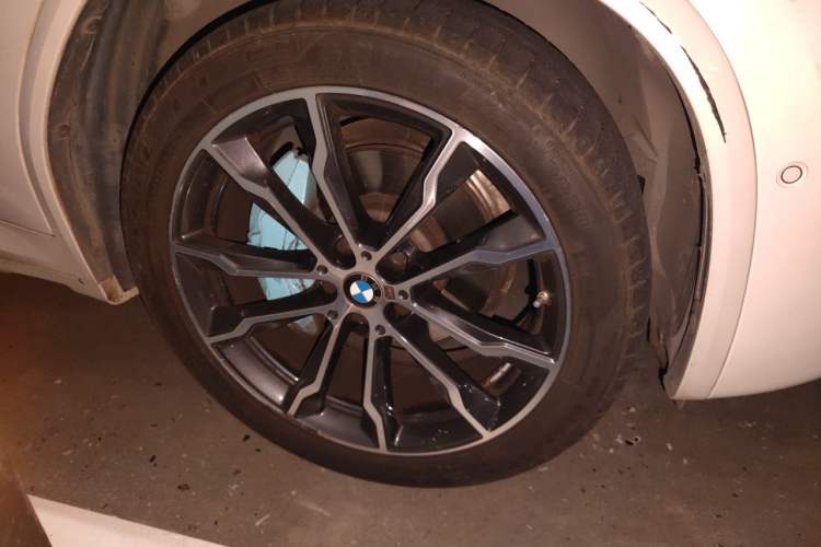 Used BMW X3 2022 Facelift xDrive30i Luxury Edition M Night Edition Package Right Front Wheel Hub
