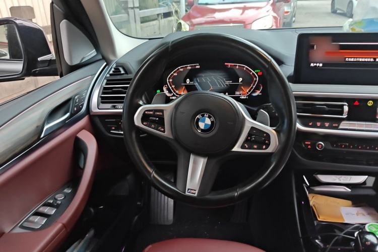 Used BMW X3 2022 Facelift xDrive30i Luxury Edition M Night Edition Package Steering Wheel