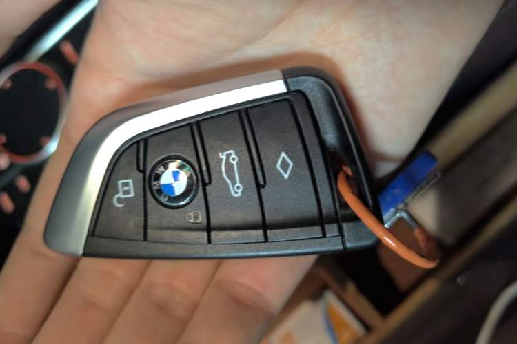 Used BMW X3 2022 xDrive30i Luxury Model M Night Sky Package Vehicle Key